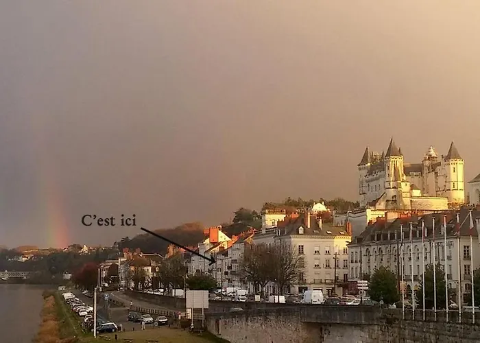 T2 Vue Sur Loire Local Velo